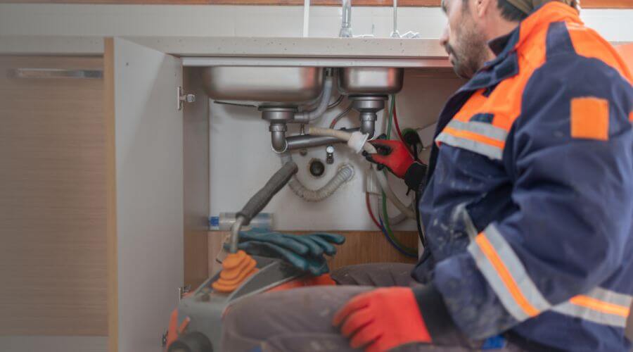 Professional slab leak plumber services in Garden Grove, IA